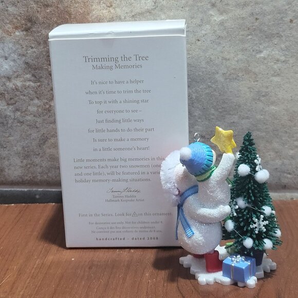 Hallmark Trimming The Tree Making Memories 2008 Christmas Tree Ornament - Picture 3 of 13